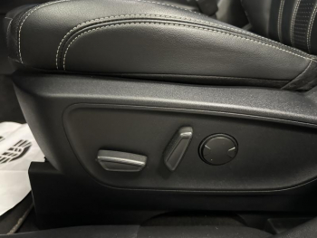 Photo 21 du bon plan FORD Kuga 2.5 Duratec 225ch PowerSplit PHEV Vignale eCVT occasion à 23990 €