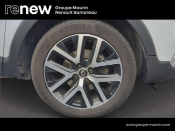 Photo 7 du bon plan RENAULT Captur 1.3 TCe 150ch FAP Red Edition EDC occasion à 13199 €