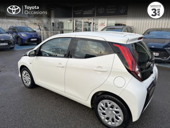 Photo 2 du bon plan TOYOTA Aygo 1.0 VVT-i 72ch x-play 5p MY20 occasion à 11990 €