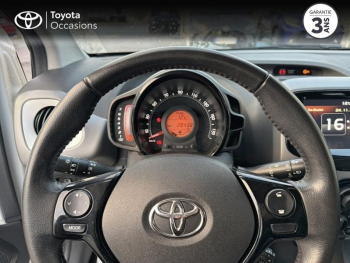 Photo 13 du bon plan TOYOTA Aygo 1.0 VVT-i 72ch x-play 5p MY20 occasion à 11990 €