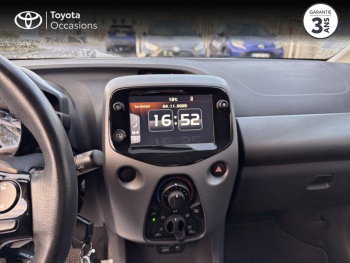 Photo 15 du bon plan TOYOTA Aygo 1.0 VVT-i 72ch x-play 5p MY20 occasion à 11990 €