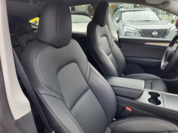 Photo 4 du bon plan TESLA Model Y Performance AWD occasion à 40990 €