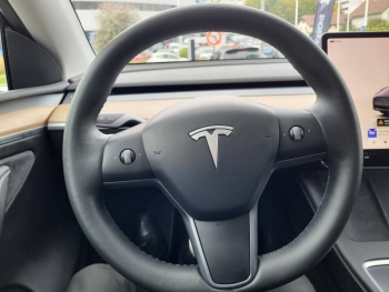 Photo 7 du bon plan TESLA Model Y Performance AWD occasion à 40990 €