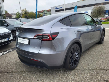 Photo 17 du bon plan TESLA Model Y Performance AWD occasion à 40990 €