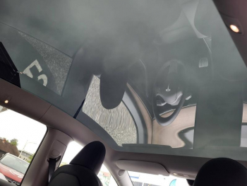 Photo 23 du bon plan TESLA Model Y Performance AWD occasion à 40990 €