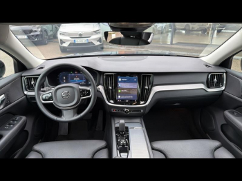 Photo 4 du bon plan VOLVO V60 B4 197ch Plus Style Dark DCT 7 occasion à 44900 €
