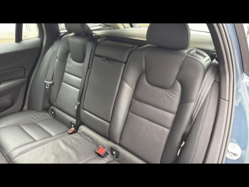 Photo 6 du bon plan VOLVO V60 B4 197ch Plus Style Dark DCT 7 occasion à 44900 €