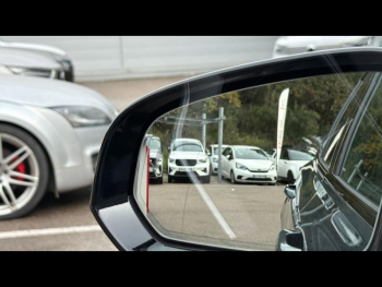 Photo 21 du bon plan VOLVO V60 B4 197ch Plus Style Dark DCT 7 occasion à 44900 €