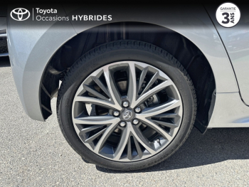 Photo 16 du bon plan TOYOTA Yaris 116h Iconic 5p MY22 occasion à 22200 €