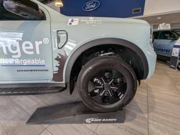 Photo 6 du bon plan FORD Ranger VUL 2.3 EcoBoost GTDi 281ch Stop&Start Double Cabine Stormtrack 4x4 BVA10 occasion à 68912 €
