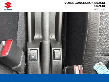 Photo 14 du bon plan SUZUKI Swift 1.2 Dualjet Hybrid 83ch Pack Auto occasion à 18590 €