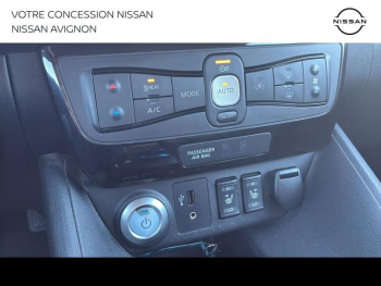 Photo 13 du bon plan NISSAN Leaf 150ch 40kWh N-Connecta 2018 occasion à 10490 €