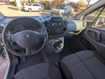 Photo 5 du bon plan PEUGEOT Partner Standard 1.6 BlueHDi 100ch Premium Pack occasion à 11990 €