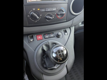 Photo 20 du bon plan PEUGEOT Partner Standard 1.6 BlueHDi 100ch Premium Pack occasion à 11990 €