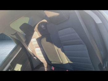 Photo 7 du bon plan HONDA CR-V 2.0 i-MMD 184ch e:HEV Elegance 2WD e-CVT occasion à 27900 €