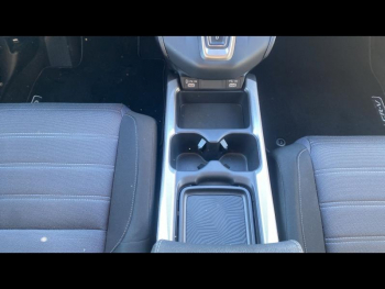 Photo 13 du bon plan HONDA CR-V 2.0 i-MMD 184ch e:HEV Elegance 2WD e-CVT occasion à 27900 €
