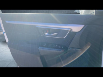 Photo 22 du bon plan HONDA CR-V 2.0 i-MMD 184ch e:HEV Elegance 2WD e-CVT occasion à 27900 €