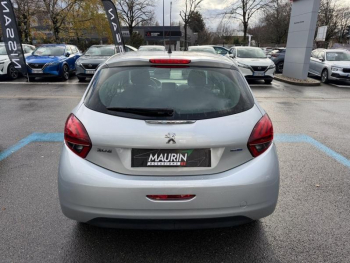 Photo 6 du bon plan PEUGEOT 208 1.6 BlueHDi 75ch Active 5p occasion à 7990 €