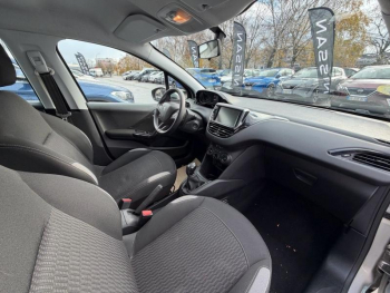 Photo 9 du bon plan PEUGEOT 208 1.6 BlueHDi 75ch Active 5p occasion à 7990 €