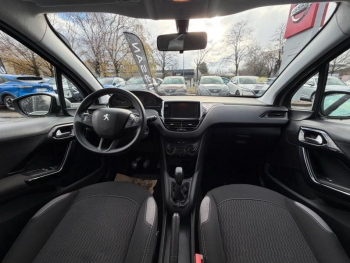 Photo 10 du bon plan PEUGEOT 208 1.6 BlueHDi 75ch Active 5p occasion à 7990 €