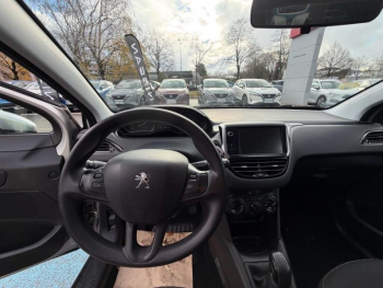 Photo 12 du bon plan PEUGEOT 208 1.6 BlueHDi 75ch Active 5p occasion à 7990 €