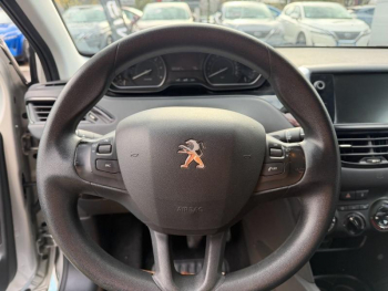 Photo 13 du bon plan PEUGEOT 208 1.6 BlueHDi 75ch Active 5p occasion à 7990 €