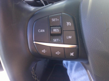 Photo 13 du bon plan FORD Fiesta 1.0 Flexifuel 95ch Titanium Business 5p occasion à 16900 €