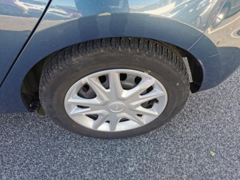 Photo 19 du bon plan FORD Fiesta 1.0 Flexifuel 95ch Cool & Connect 5p occasion à 15990 €