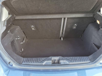 Photo 20 du bon plan FORD Fiesta 1.0 Flexifuel 95ch Cool & Connect 5p occasion à 15990 €