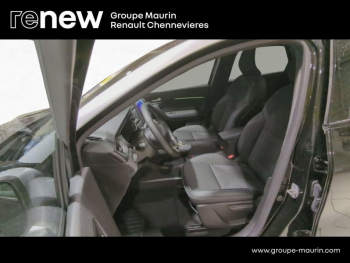 Photo 21 du bon plan RENAULT Captur 1.6 E-Tech full hybrid 145ch esprit Alpine occasion à 29190 €