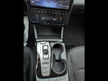 Photo 16 du bon plan HYUNDAI Tucson 1.6 T-GDi 230ch Hybrid Creative BVA6 HTRAC occasion à 22900 €