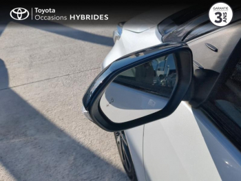 Photo 20 du bon plan TOYOTA Yaris 116h PremiÃ¨re 5p occasion à 15990 €