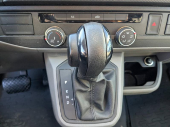 Photo 14 du bon plan VOLKSWAGEN Transporter Fg VUL 2.8T L1H1 2.0 TDI 150ch Business DSG7 occasion à 32990 €