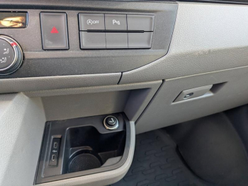 Photo 15 du bon plan VOLKSWAGEN Transporter Fg VUL 2.8T L1H1 2.0 TDI 150ch Business DSG7 occasion à 32990 €