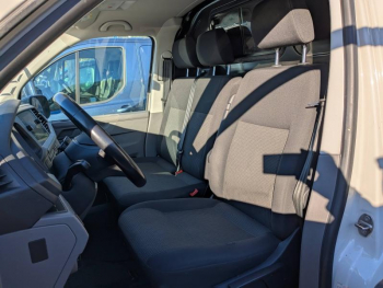 Photo 16 du bon plan VOLKSWAGEN Transporter Fg VUL 2.8T L1H1 2.0 TDI 150ch Business DSG7 occasion à 32990 €