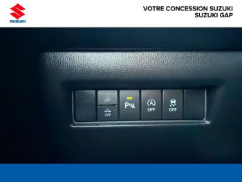 Photo 14 du bon plan SUZUKI Swift 1.2 Dualjet Hybrid 83ch Pack AllGrip occasion à 17790 €