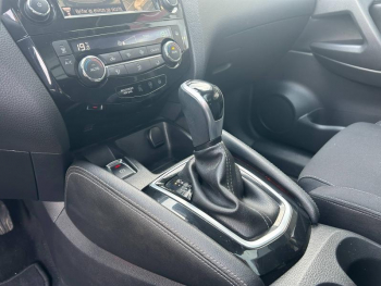 Photo 15 du bon plan NISSAN Qashqai 1.7 dCi 150ch N-Connecta Intelligent 4x4 2019 occasion à 16990 €