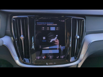 Photo 32 du bon plan VOLVO S60 T8 AWD 318 + 87ch Polestar Engineered Geartronic 8 occasion à 33790 €