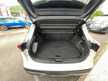 Photo 14 du bon plan NISSAN Qashqai e-POWER 190ch Tekna 2022 occasion à 29990 €