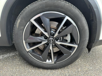 Photo 16 du bon plan NISSAN Qashqai e-POWER 190ch Tekna 2022 occasion à 29990 €