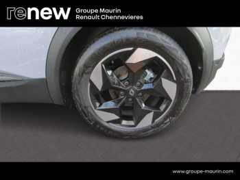 Photo 16 du bon plan RENAULT Captur 1.6 E-Tech full hybrid 145ch Techno occasion à 26990 €