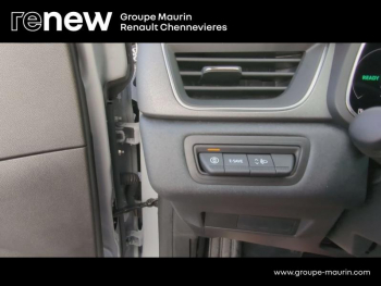 Photo 26 du bon plan RENAULT Captur 1.6 E-Tech full hybrid 145ch Techno occasion à 26990 €