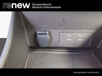 Photo 32 du bon plan RENAULT Captur 1.6 E-Tech full hybrid 145ch Techno occasion à 26990 €