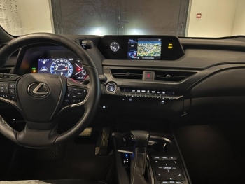 Photo 14 du bon plan LEXUS UX 250h 2WD Pack Confort Business MY20 occasion à 22390 €