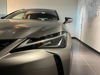 Photo 16 du bon plan LEXUS UX 250h 2WD Pack Confort Business MY20 occasion à 22390 €