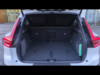 Photo 9 du bon plan VOLVO XC40 B3 163ch Ultra DCT 7 occasion à 47900 €