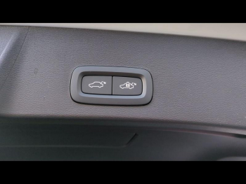 Photo 11 du bon plan VOLVO XC40 B3 163ch Ultra DCT 7 occasion à 47900 €