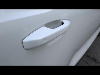 Photo 15 du bon plan VOLVO XC40 B3 163ch Ultra DCT 7 occasion à 47900 €