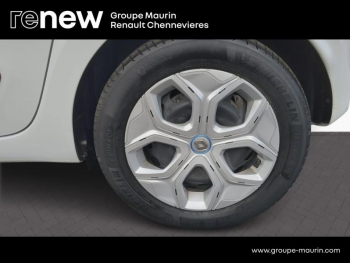 Photo 29 du bon plan RENAULT Twingo E-Tech Electric Zen R80 Achat IntÃ©gral - 21MY occasion à 10990 €