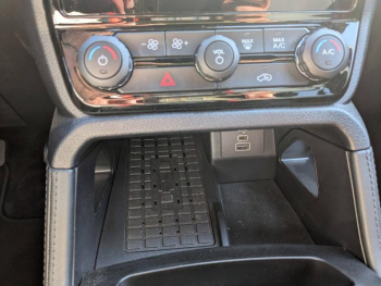 Photo 21 du bon plan FORD Ranger VUL 3.0 EcoBoost V6 292ch Stop&Start Double Cabine Raptor BVA10 occasion à 78456 €